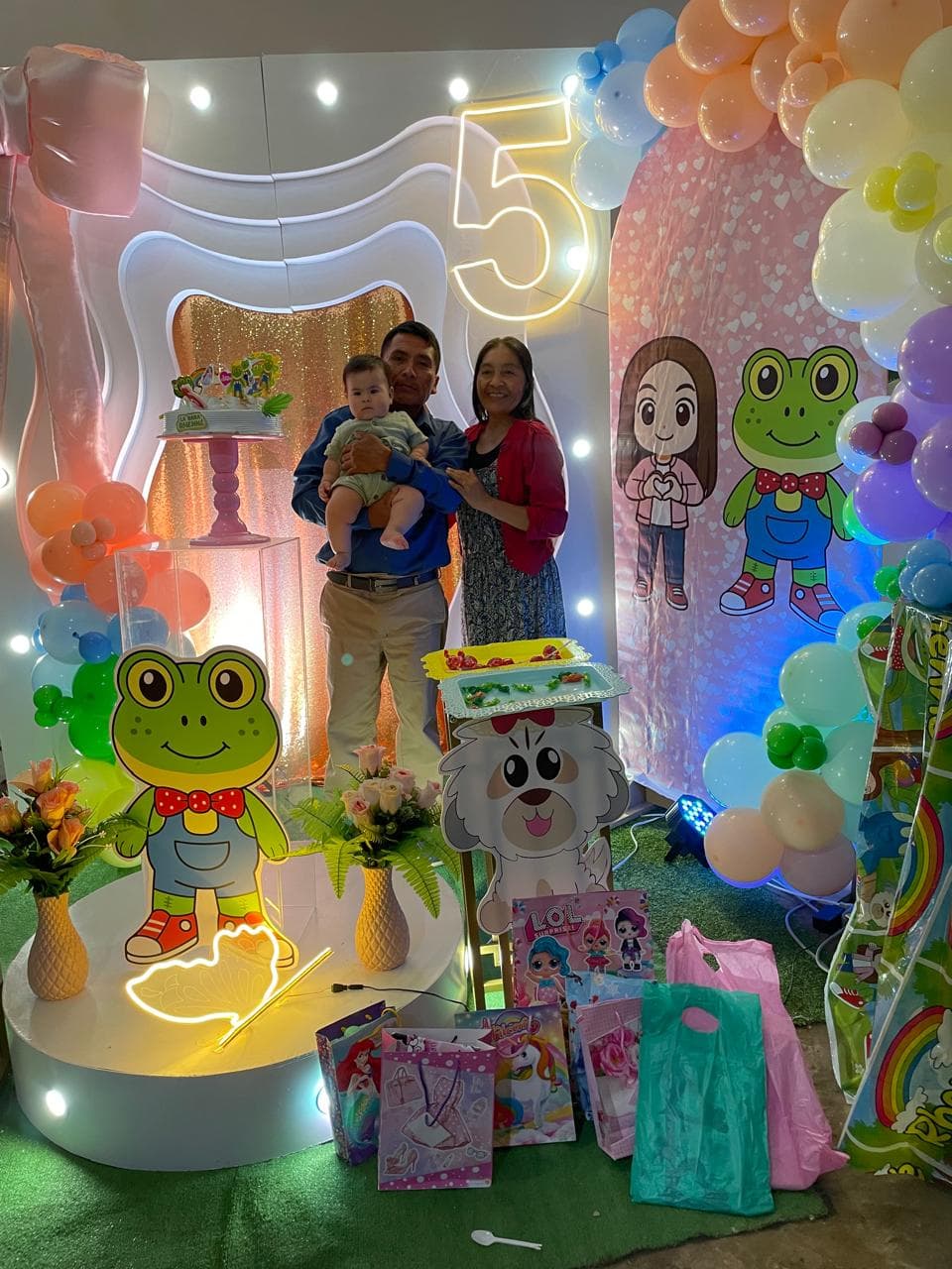 Fondo con deración de René - Detalle